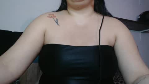 Snapshot of miasp chatting on October 2025 02:10:01 AM MiaSP online show from October 2025 02:10:01 AM