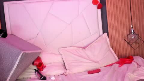 Snapshot of miatorres4 chatting on April 2026 01:57:02 PM miatorres4 online show from April 2026 01:57:02 PM