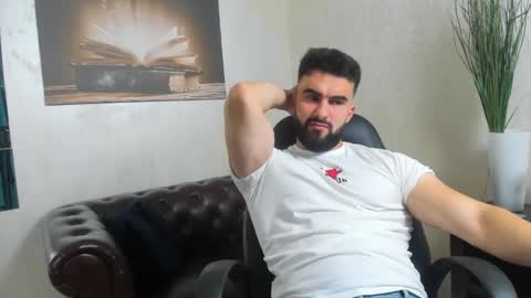 Snapshot of micahlane chatting on October 2025 05:15:01 AM MicahLane online show from October 2025 05:15:01 AM