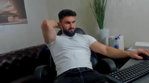 Snapshot of micahlane chatting on November 2025 05:42:01 AM MicahLane online show from November 2025 05:42:01 AM