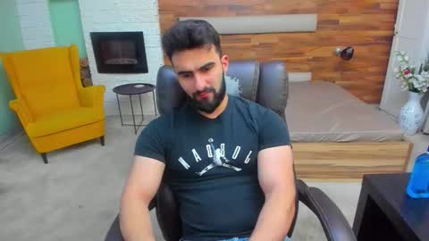 MicahLane online show from December 2025 05:14:01 AM