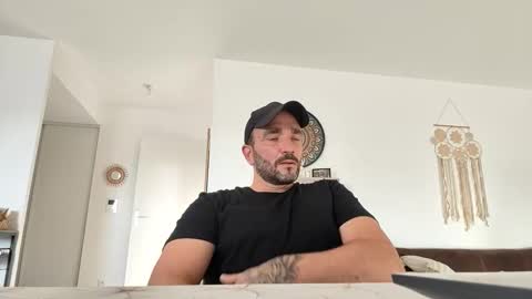 Snapshot of michael666c chatting on September 2025 07:08:02 AM michael666c online show from September 2025 07:08:02 AM