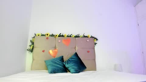 Micky and Sharon online show from February 2025 12:14:01 AM