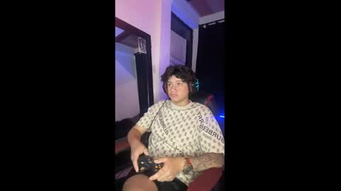 Snapshot of michael_kendall0 chatting on December 2024 10:34:02 PM michael independent model online show from December 2024 10:34:02 PM