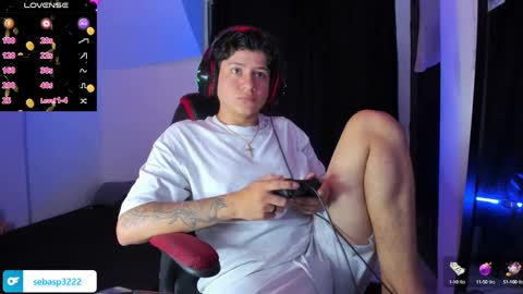 Snapshot of michael_kendall0 chatting on December 2024 12:04:01 AM michael independent model online show from December 2024 12:04:01 AM