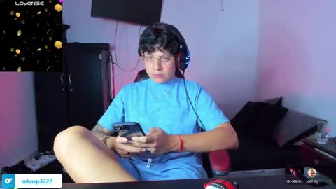 Snapshot of michael_kendall0 chatting on January 2025 12:36:01 AM michael independent model online show from January 2025 12:36:01 AM