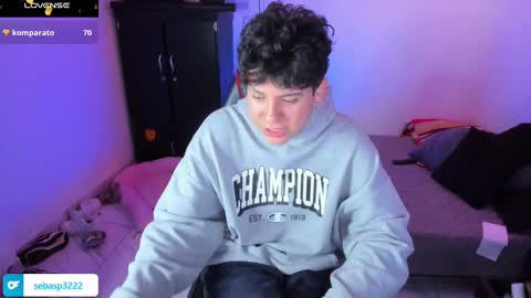 Snapshot of michael_kendall0 chatting on February 2025 01:02:02 AM michael independent model online show from February 2025 01:02:02 AM