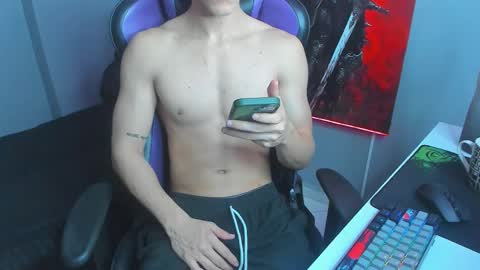 Michael online show from October 2025 04:22:01 AM