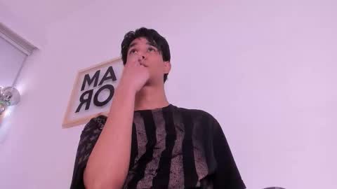 michael_vidal online show from November 2025 08:49:01 PM