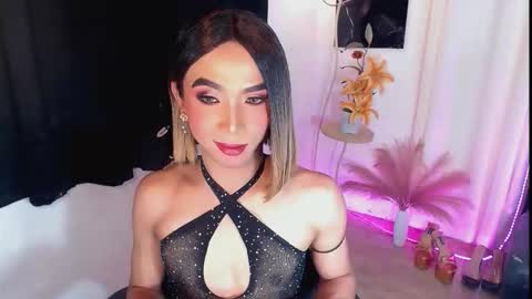 michaelagoddess online show from October 2025 05:43:01 PM