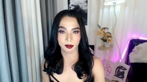michaelagoddess online show from April 2026 07:53:01 AM