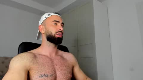 MichaelEvansx online show from March 2026 09:36:02 PM