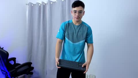 Mike online show from February 2025 08:20:02 PM