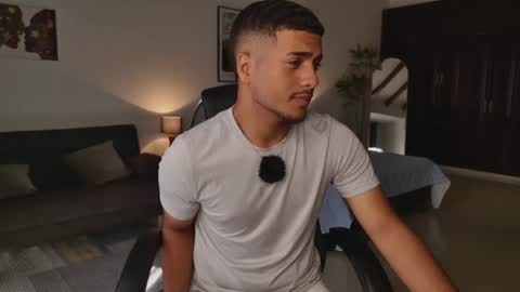 Snapshot of michel_g22 chatting on July 2026 02:14:01 PM michel g22 online show from July 2026 02:14:01 PM