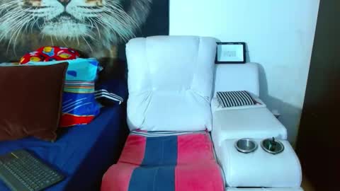 Snapshot of michell_myers chatting on November 2025 12:27:02 PM michell_myers online show from November 2025 12:27:02 PM