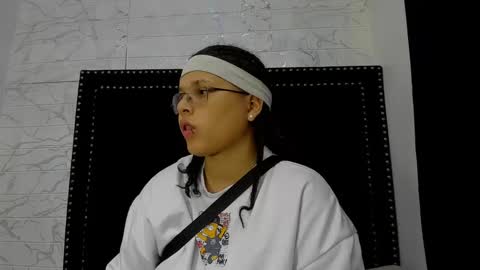 michell_rs online show from September 2025 03:38:02 AM