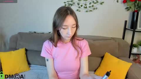 Michelle online show from November 2025 01:19:02 AM