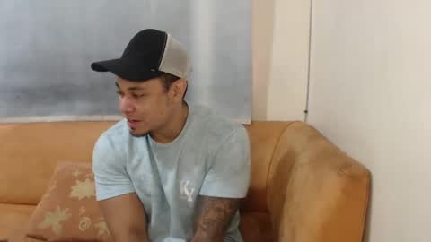 Snapshot of michelle_allen0104 chatting on January 2025 12:01:01 PM michelle_allen0104 online show from January 2025 12:01:01 PM