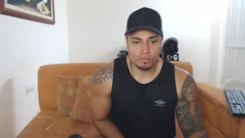 michelle_allen0104 online show from January 2025 04:33:01 PM