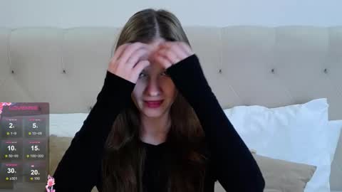 Snapshot of michelle_roux chatting on September 2025 12:31:02 PM Michelle online show from September 2025 12:31:02 PM