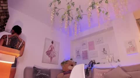 Michelle online show from January 2025 12:28:02 AM