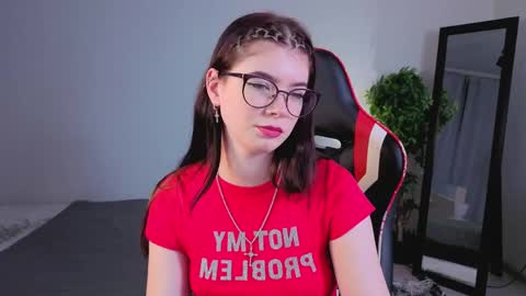 Michelle online show from May 2026 08:49:02 PM