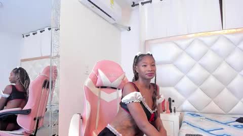 michelleblair1 online show from March 2026 02:01:02 PM