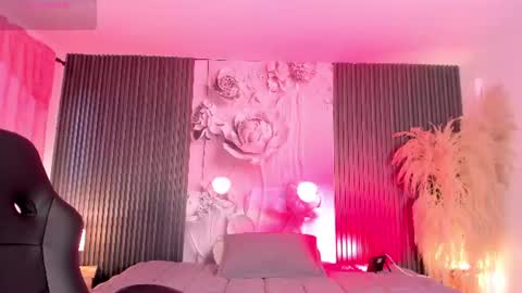 Snapshot of michellepreston_ chatting on July 2026 11:49:01 AM michellepreston_ online show from July 2026 11:49:01 AM