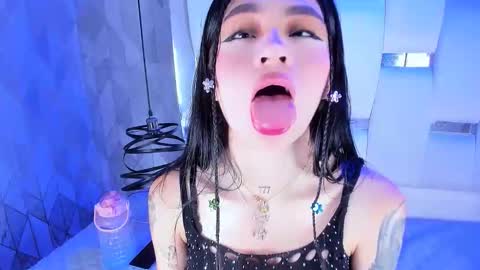 Snapshot of michellespencer1 chatting on February 2026 09:48:02 PM Michelle online show from February 2026 09:48:02 PM