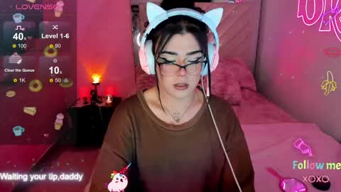   online show from April 2026 01:30:01 AM