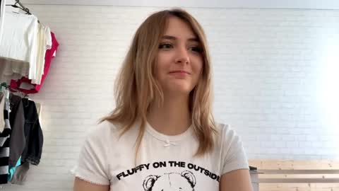 Jenny online show from April 2026 08:45:02 AM