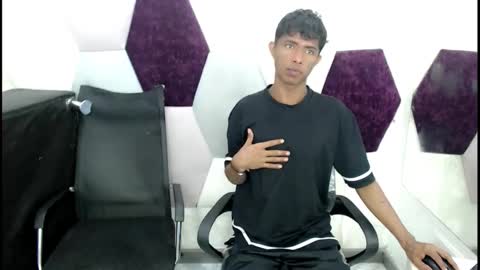 Mick storm online show from November 2025 06:56:02 PM