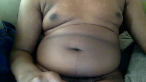 Snapshot of mickkzzx chatting on February 2025 03:47:01 PM mickkzzx online show from February 2025 03:47:01 PM