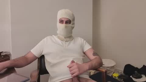 Snapshot of middleeasternmeat chatting on October 2025 09:39:02 PM middleeasternmeat online show from October 2025 09:39:02 PM