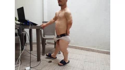 Snapshot of midgettripod1 chatting on April 2026 10:29:02 PM Aaron online show from April 2026 10:29:02 PM