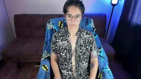 Snapshot of midnight07_ chatting on February 2026 03:21:01 PM Blue online show from February 2026 03:21:01 PM