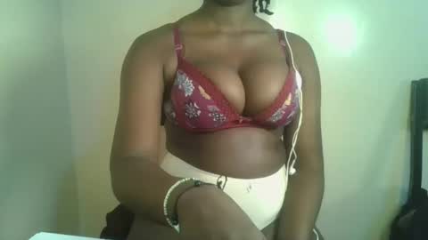 Goddess online show from April 2026 07:19:01 PM