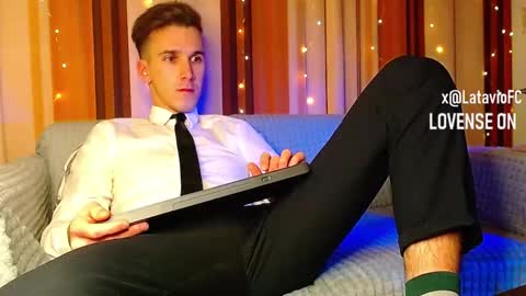 Snapshot of midnighter__ chatting on December 2025 11:54:01 PM Alexey or just Alex online show from December 2025 11:54:01 PM