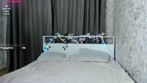 midnightfable online show from August 2026 09:02:01 PM