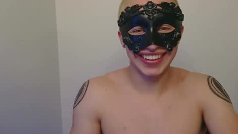 midnightmasc online show from March 2026 06:18:02 PM