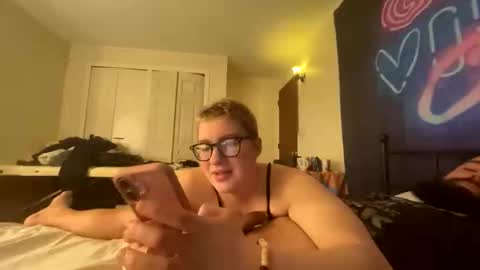 midnightmochi2 online show from April 2026 02:34:01 AM