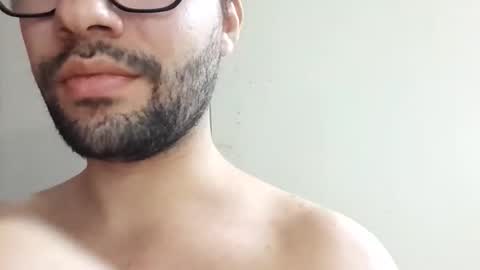 Snapshot of midoumas1 chatting on December 2025 07:18:01 PM Sam online show from December 2025 07:18:01 PM