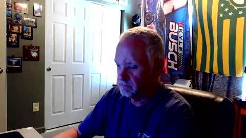 Snapshot of midwestdad09 chatting on September 2025 05:56:02 PM midwestdad09 online show from September 2025 05:56:02 PM