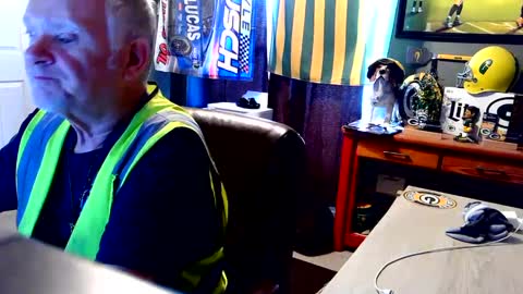 Snapshot of midwestdad09 chatting on September 2025 02:17:02 PM midwestdad09 online show from September 2025 02:17:02 PM