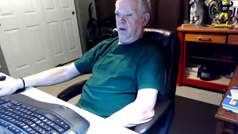 midwestdad09 online show from May 2026 08:41:01 AM