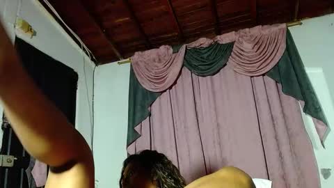 mielsquirt online show from November 2025 08:47:01 AM