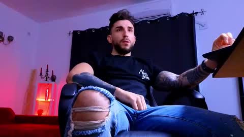 Snapshot of mightyaaron chatting on January 2026 05:27:02 PM MightyAaron online show from January 2026 05:27:02 PM