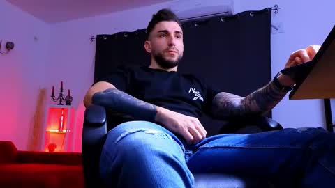 Snapshot of mightyaaron chatting on January 2026 05:29:02 PM MightyAaron online show from January 2026 05:29:02 PM