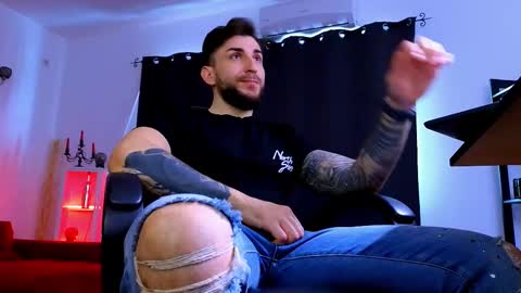 Snapshot of mightyaaron chatting on February 2026 08:32:01 AM MightyAaron online show from February 2026 08:32:01 AM