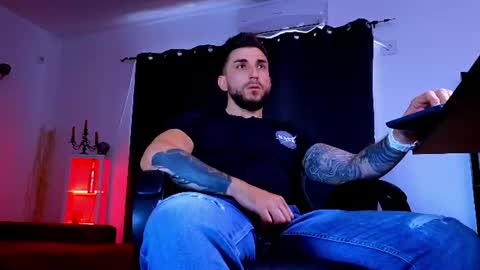 MightyAaron online show from July 2026 06:47:02 AM